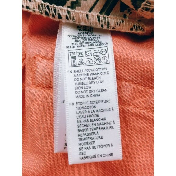 Forever 21 Orange Studded Raw Hem Jean Shorts Size 26 - Picture 6 of 6